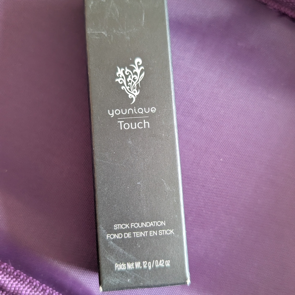 Younique Touch Stick Foundation In Eyelet